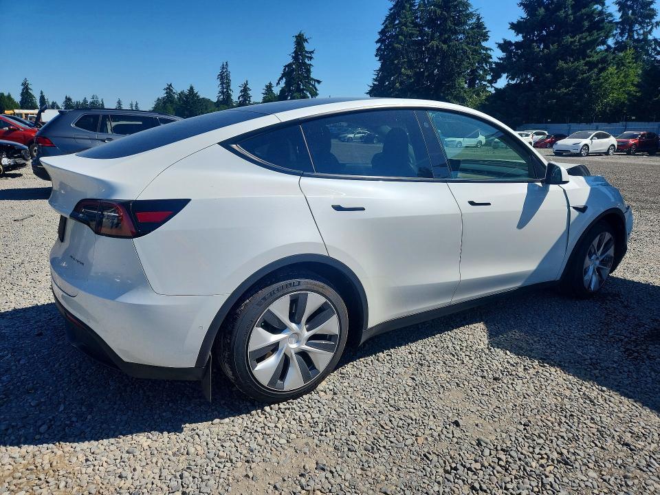 5YJYGDEE4MF204169 2021 TESLA MODEL Y photo no. 3