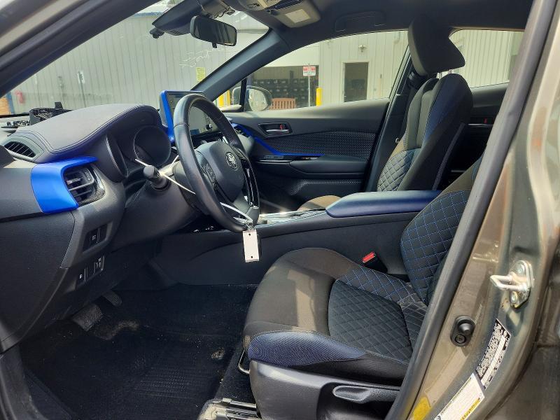 2021 TOYOTA C-HR XLE — Фото 7 из 13