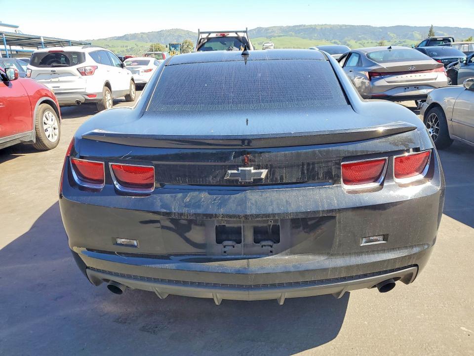 2013 CHEVROLET CAMARO LS — Фото 6 из 12