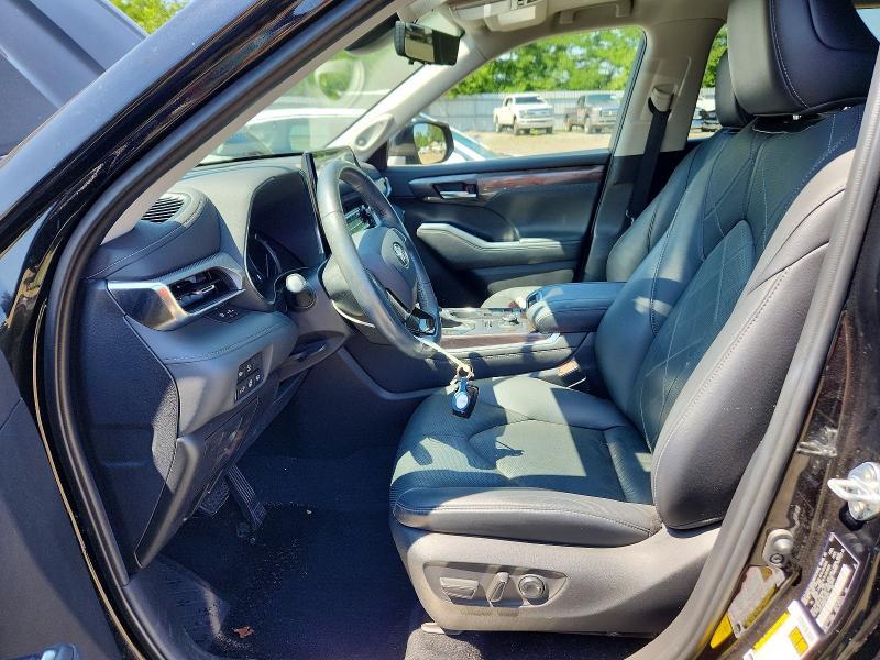 2021 TOYOTA HIGHLANDER PLATINUM — Фото 7 из 13