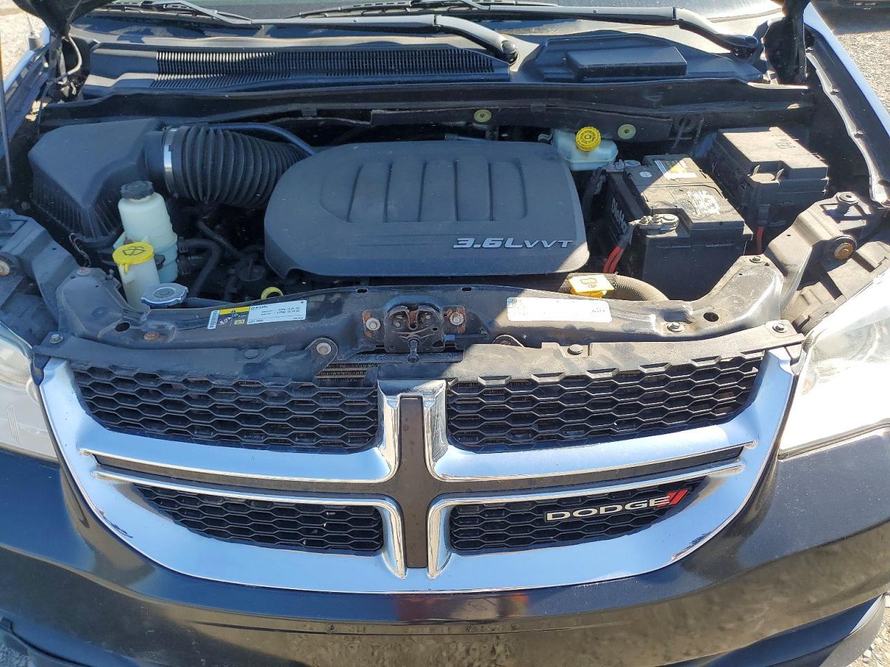2016 DODGE GRAND CARAVAN SXT — Фото 12 из 13