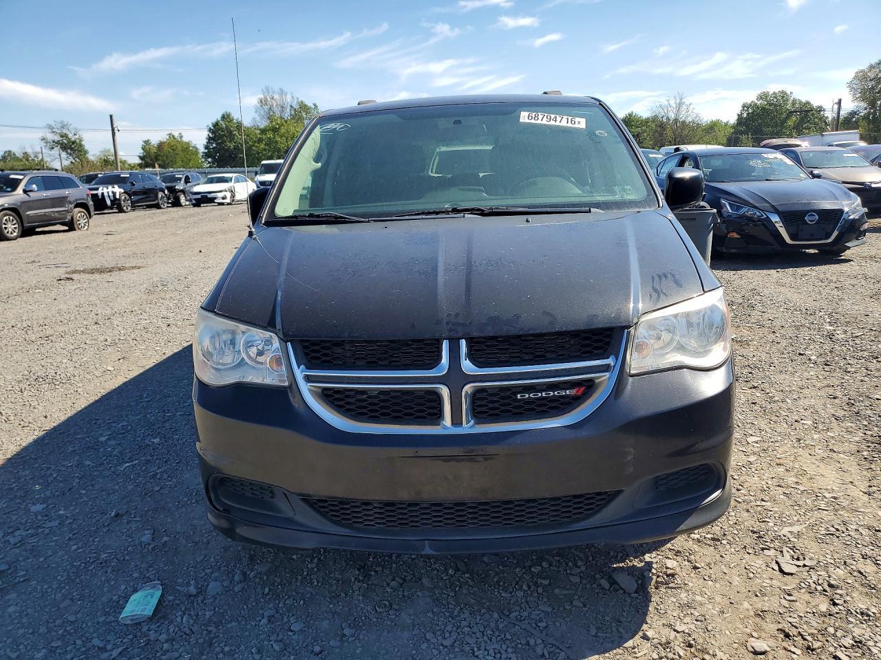 2016 DODGE GRAND CARAVAN SXT — Фото 5 из 13