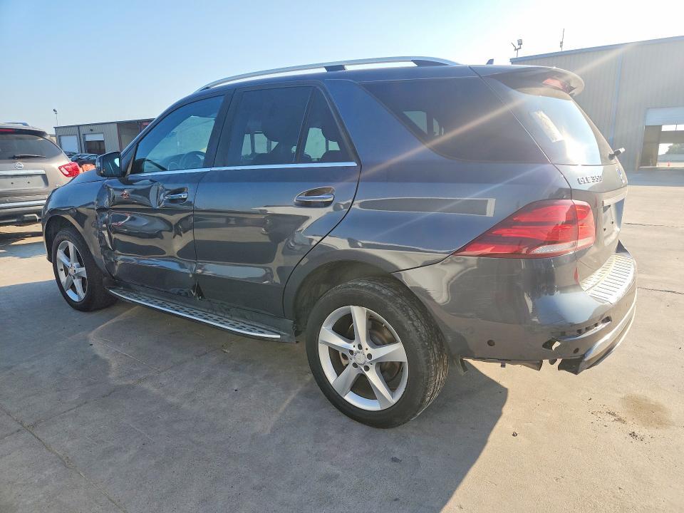 2016 MERCEDES-BENZ GLE 350 4MATIC — Фото 2 из 12