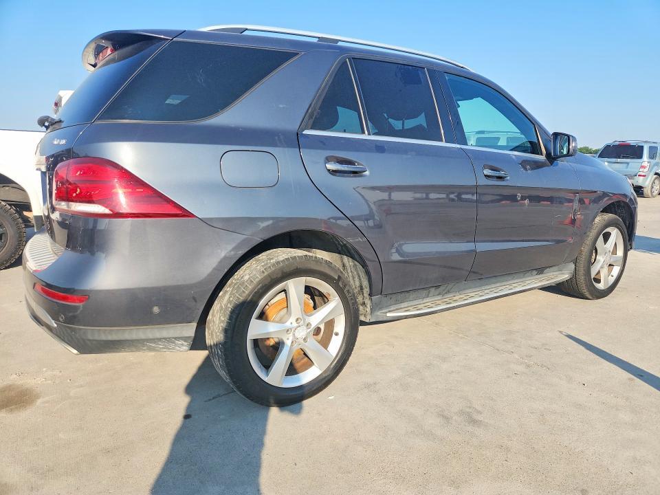2016 MERCEDES-BENZ GLE 350 4MATIC — Фото 3 из 12