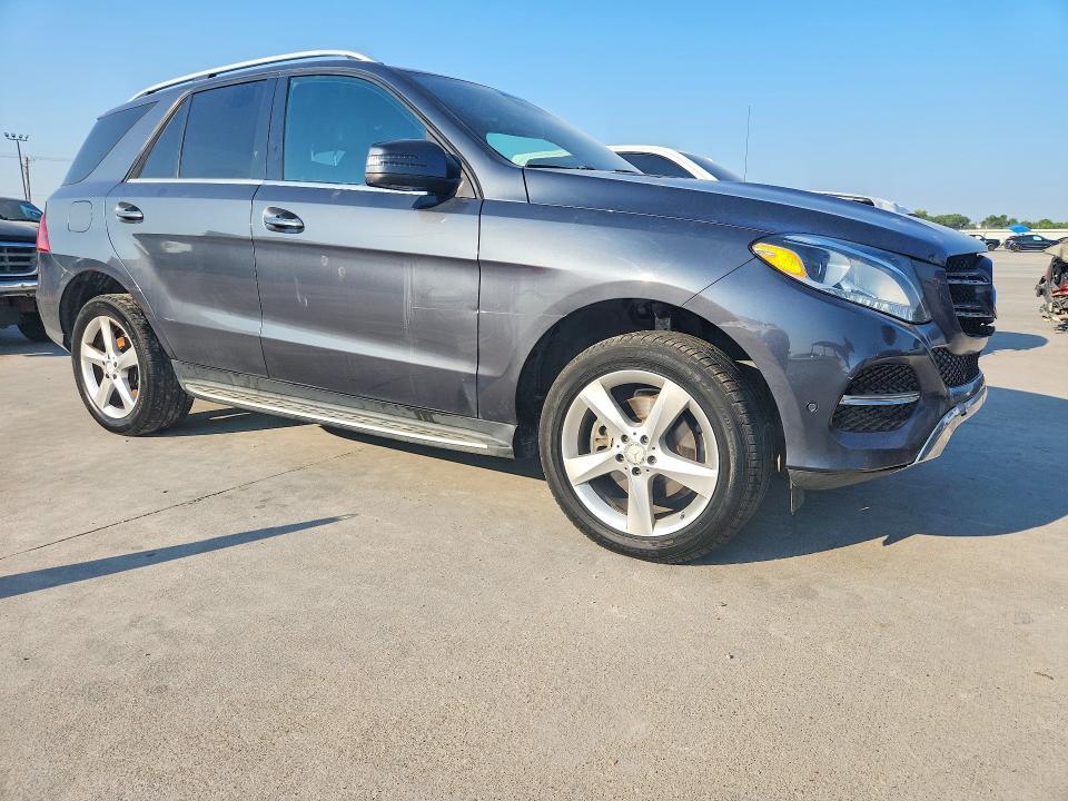 2016 MERCEDES-BENZ GLE 350 4MATIC — Фото 4 из 12
