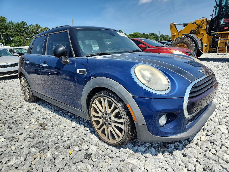 2016 MINI COOPER — Фото 4 из 12