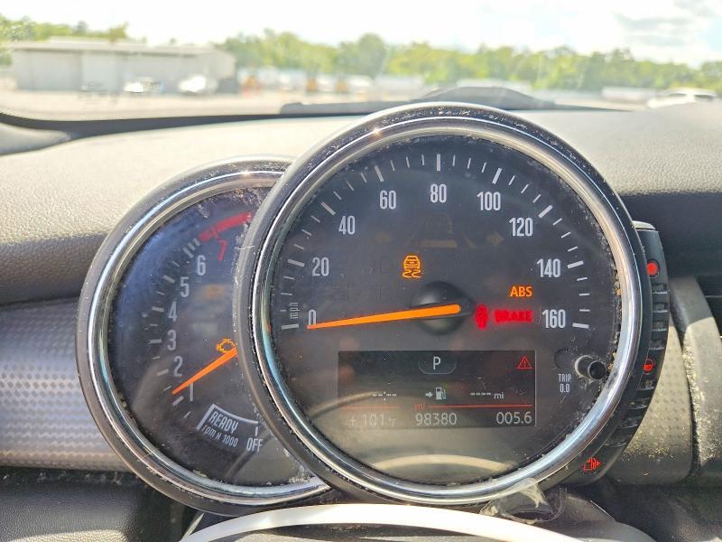 2016 MINI COOPER — Фото 9 из 12