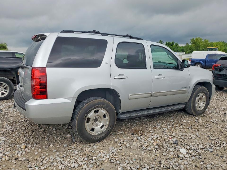 1GNSKBE05DR170435 2013 CHEVROLET TAHOE photo no. 3