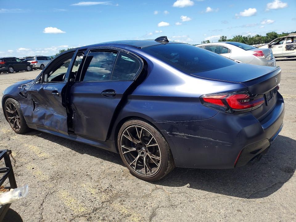 2022 BMW M5 — Фото 2 из 12