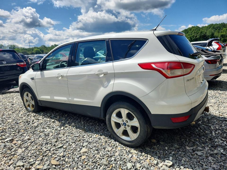 1FMCU9G91DUA56873 2013 FORD ESCAPE photo no. 2