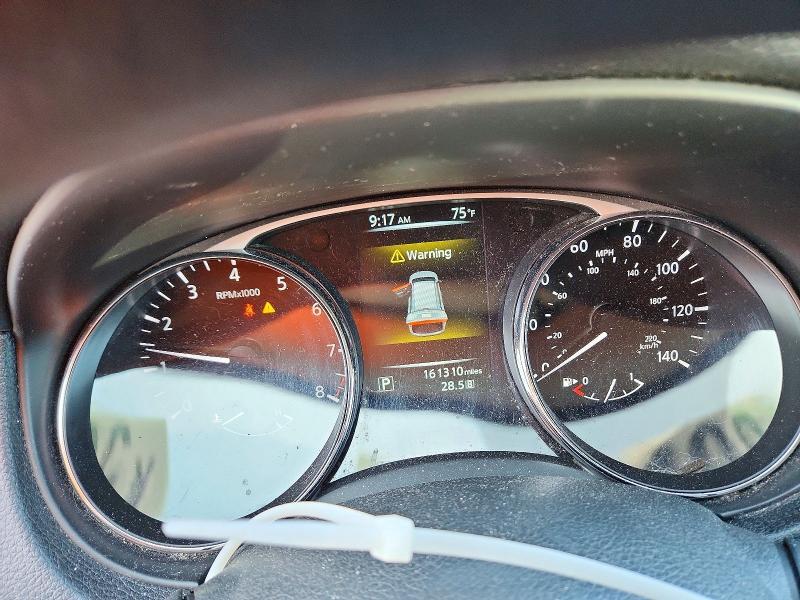 2016 NISSAN ROGUE SV — Фото 9 из 14