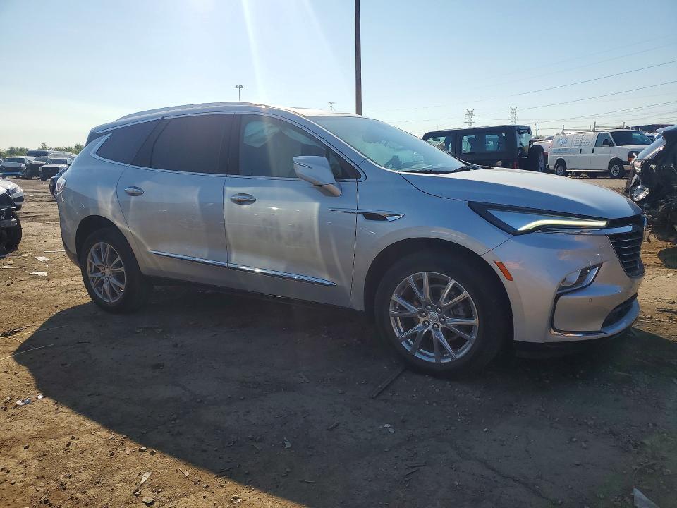 2022 BUICK ENCLAVE PREMIUM — Фото 4 из 12