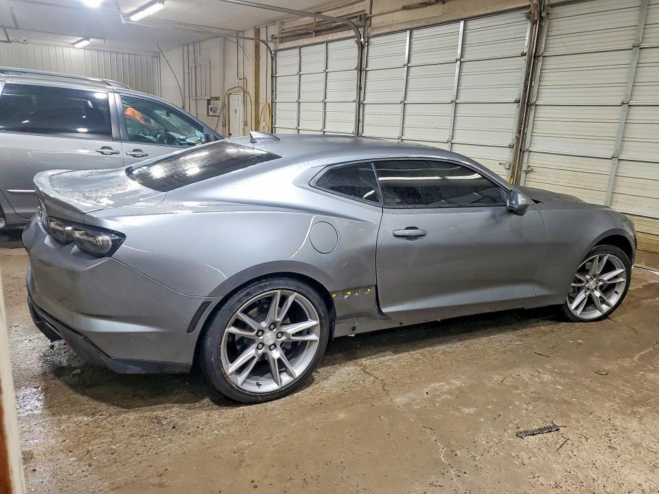 2022 CHEVROLET CAMARO LS — Фото 3 из 13