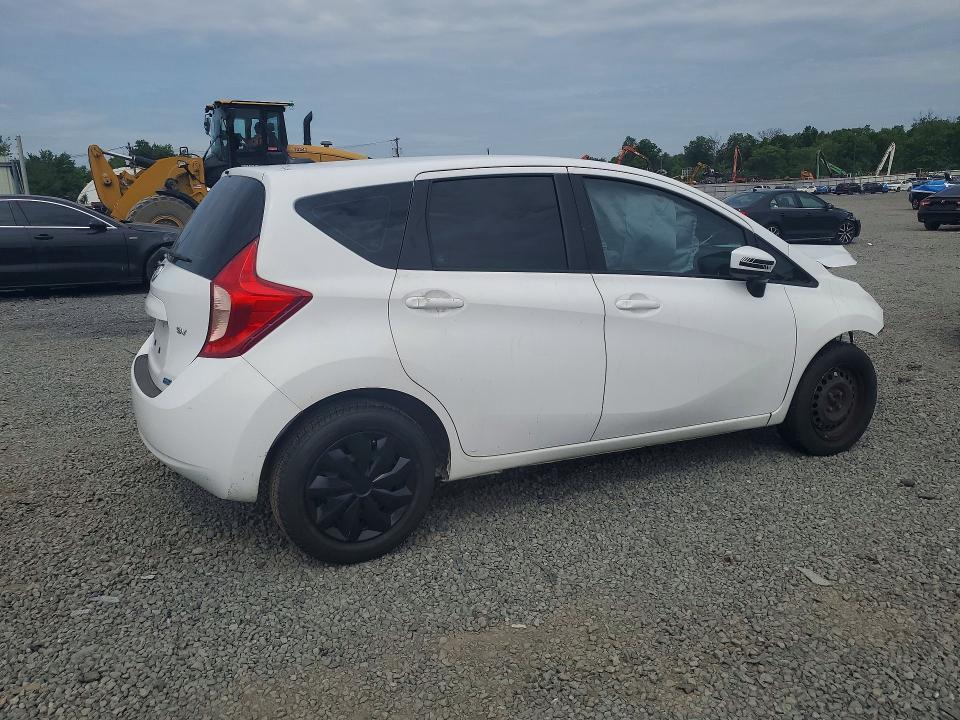 2016 NISSAN VERSA NOTE SV — Фото 3 из 12