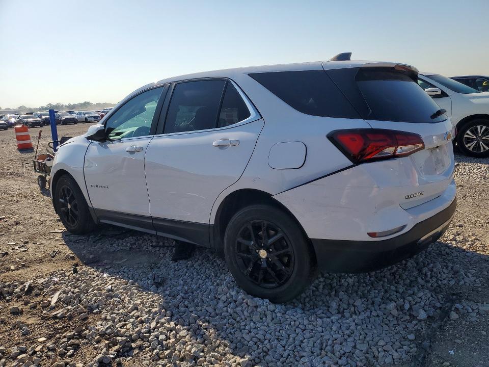 2022 CHEVROLET EQUINOX LT — Фото 2 из 12