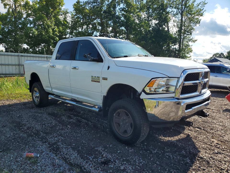 2014 RAM 2500 — Фото 4 из 12