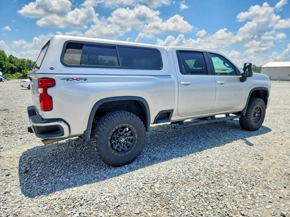 2022 CHEVROLET SILVERADO K2500 HEAVY DUTY LT — Фото 3 из 12