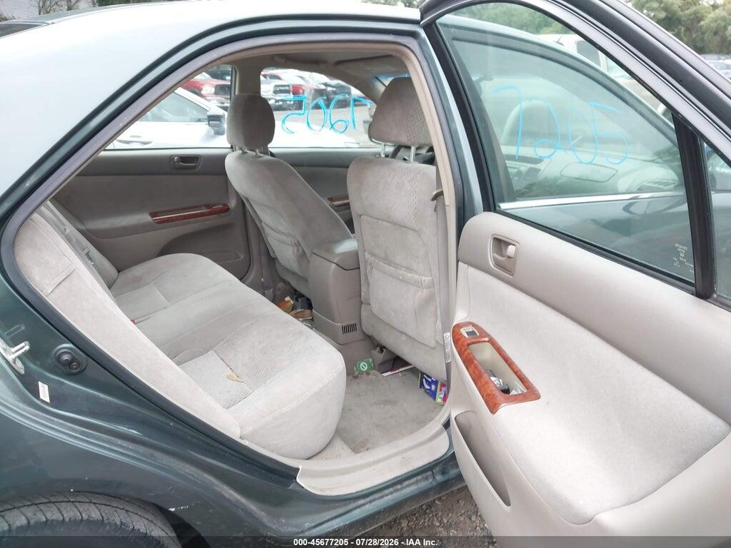 4T1BF30K04U070098 2004 TOYOTA CAMRY photo no. 8