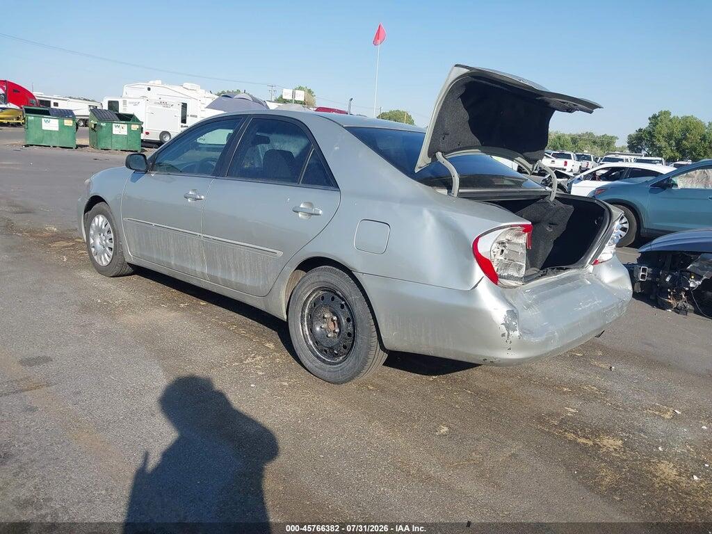 4T1BE32K84U932936 2004 TOYOTA CAMRY photo no. 3