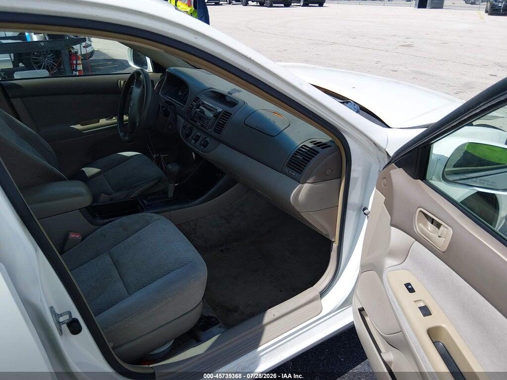 4T1BE32K34U288780 2004 TOYOTA CAMRY photo no. 5
