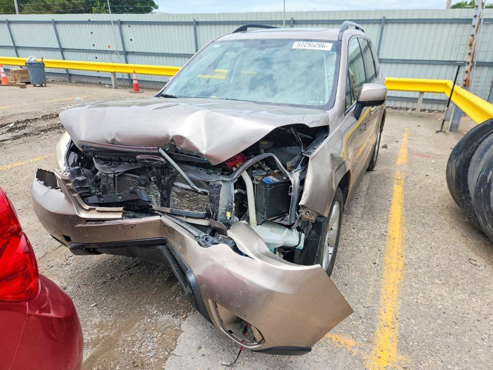 2016 SUBARU FORESTER 2.5I PREMIUM — Фото 5 из 12