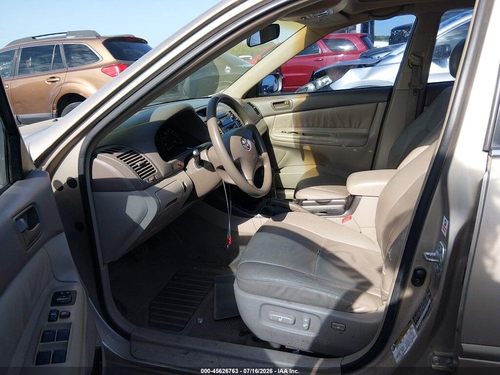 4T1BE32K14U897639 2004 TOYOTA CAMRY photo no. 5