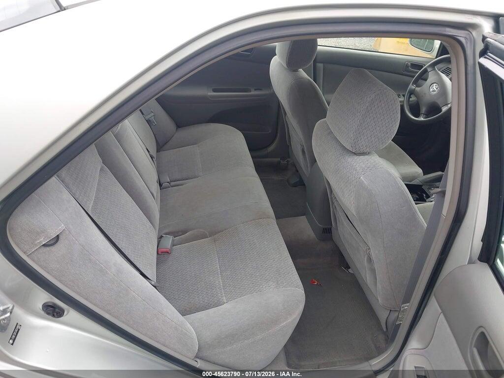 JTDBE32K340248808 2004 TOYOTA CAMRY photo no. 8