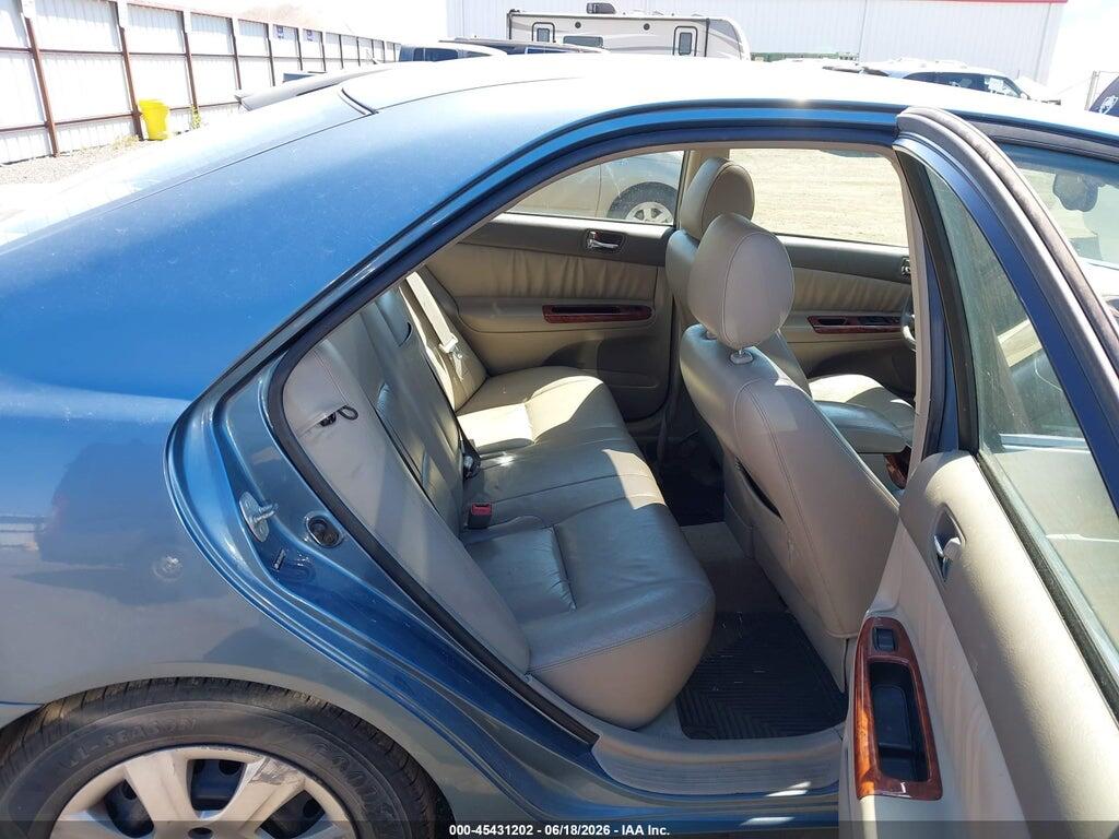 JTDBE32K640269880 2004 TOYOTA CAMRY photo no. 8