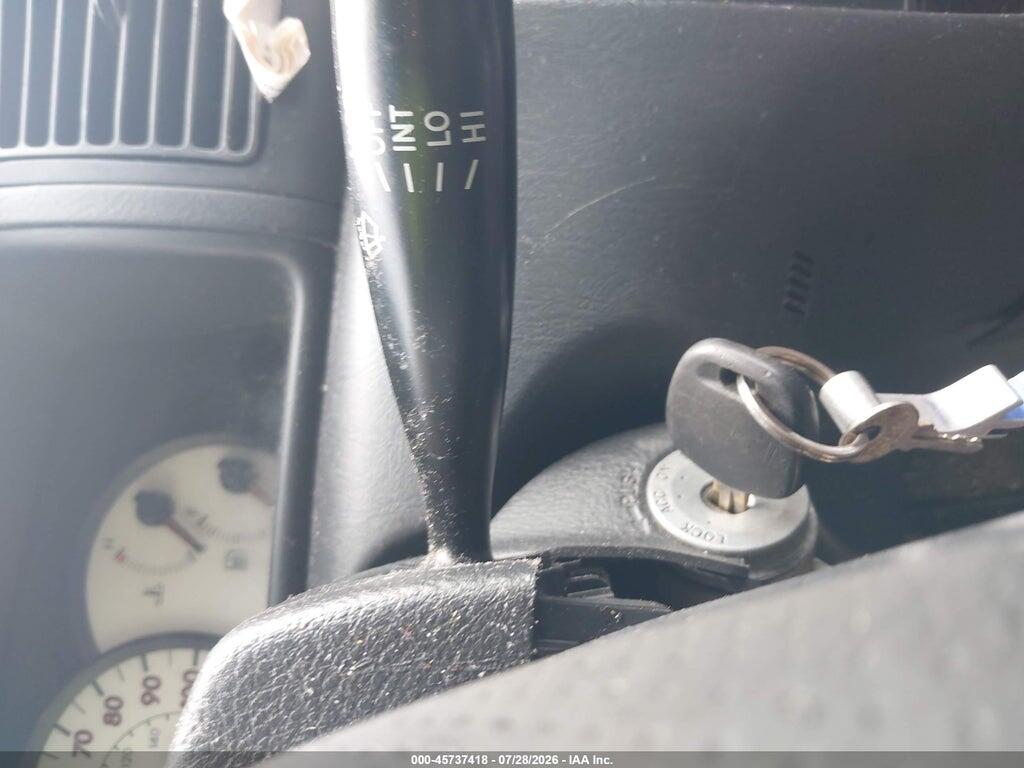 2T1BR32E44C287735 2004 TOYOTA COROLLA photo no. 11