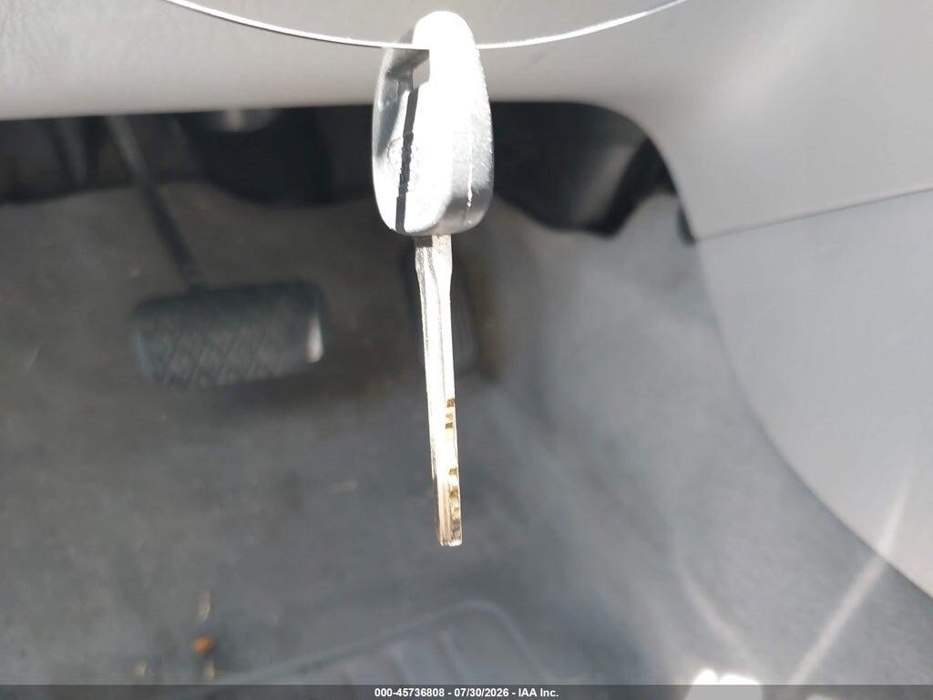 JTDBR32E942034151 2004 TOYOTA COROLLA photo no. 11