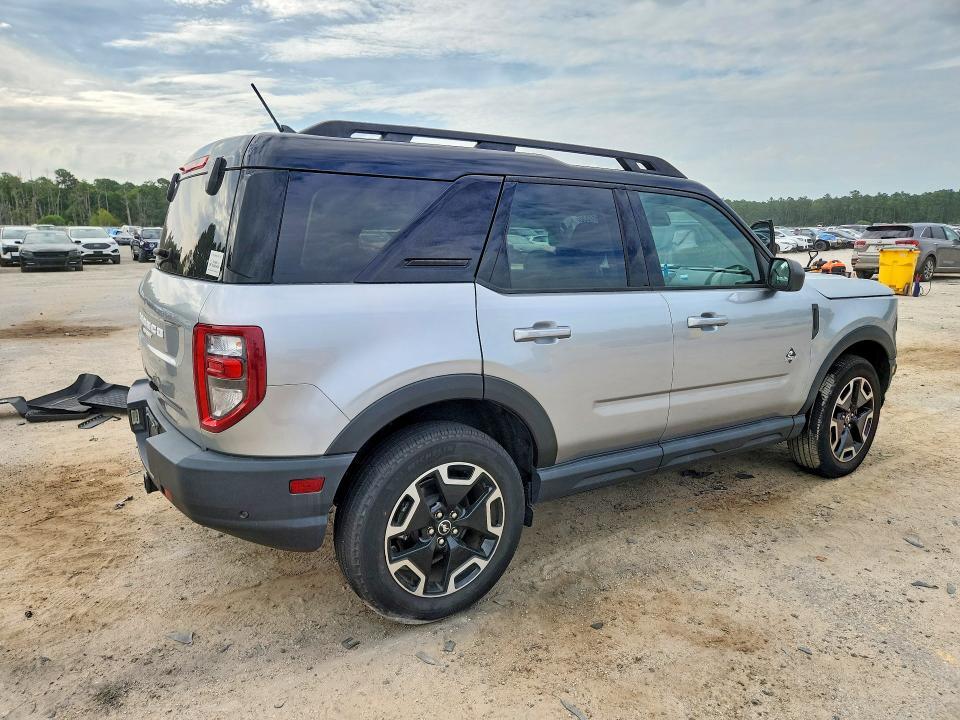 2022 FORD BRONCO SPORT OUTER BANKS — Фото 3 из 12