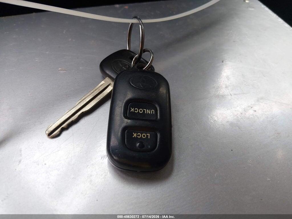 2T1BR32E84C243320 2004 TOYOTA COROLLA photo no. 11