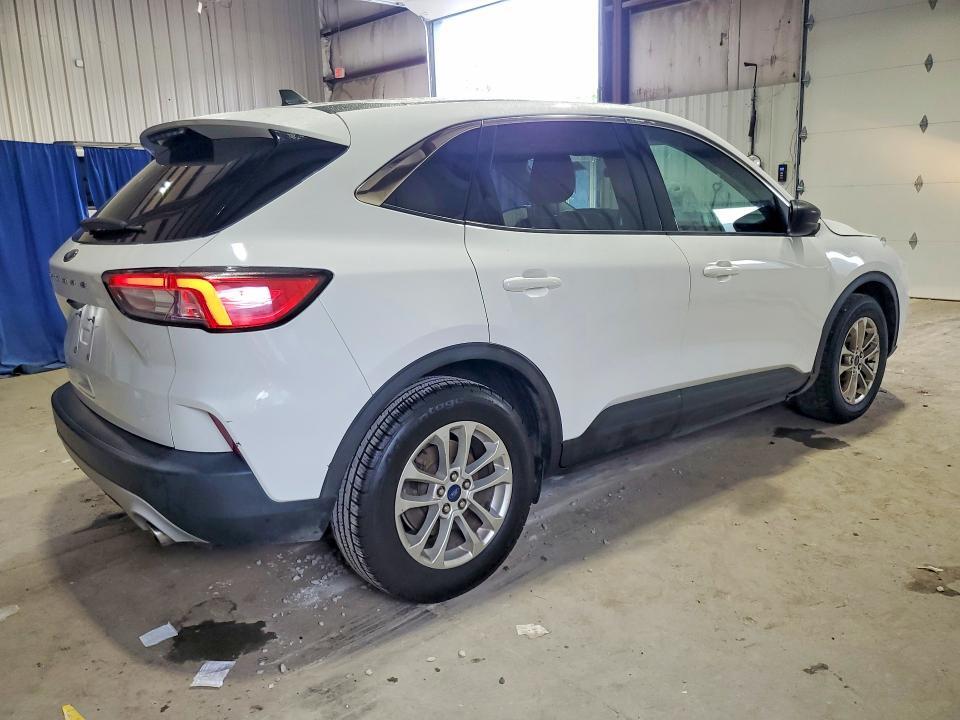 2022 FORD ESCAPE SE — Фото 3 из 13