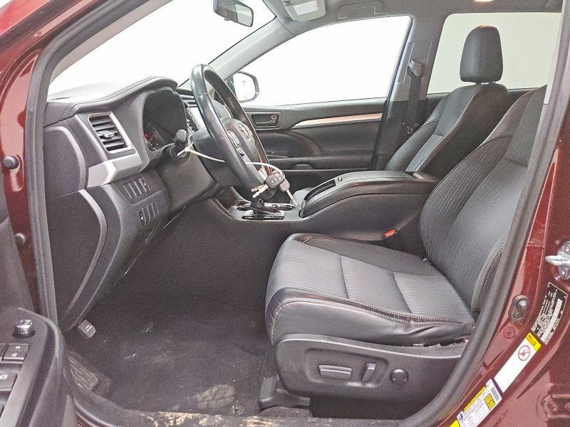 2016 TOYOTA HIGHLANDER LE PLUS — Фото 7 из 12