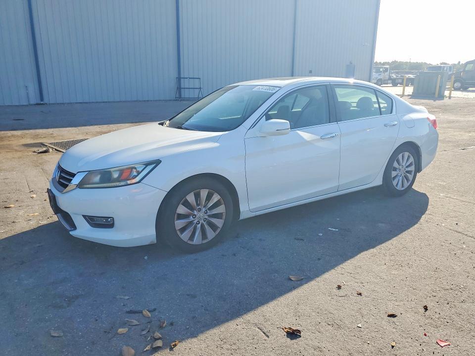 1HGCR2F87DA234956 2013 HONDA ACCORD photo no. 1