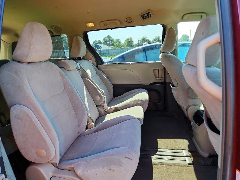 2016 TOYOTA SIENNA LE — Фото 11 из 14
