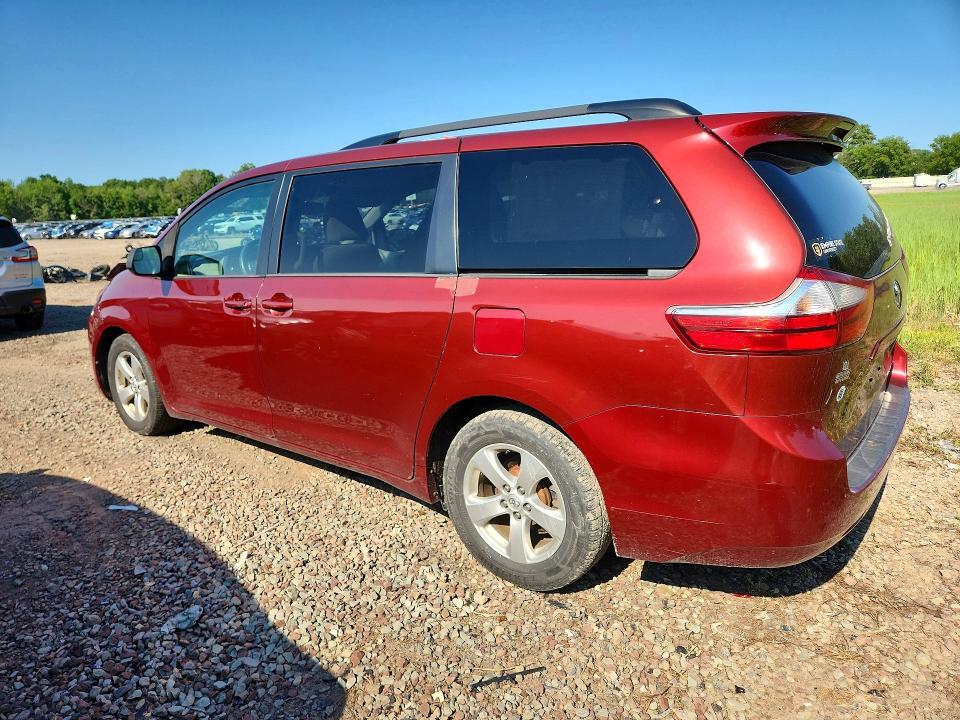 2016 TOYOTA SIENNA LE — Фото 2 из 14