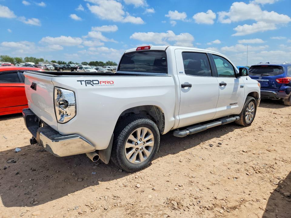 2016 TOYOTA TUNDRA CREWMAX SR5 — Фото 3 из 12