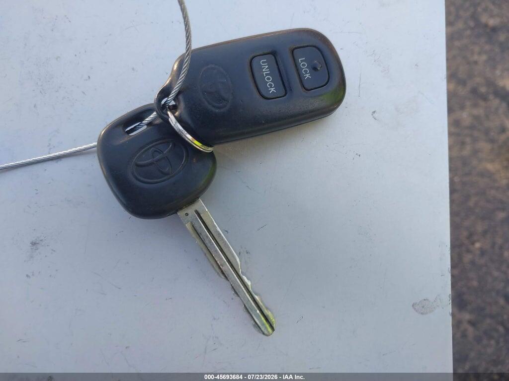 JTEEP21A040038480 2004 TOYOTA HIGHLANDER photo no. 11