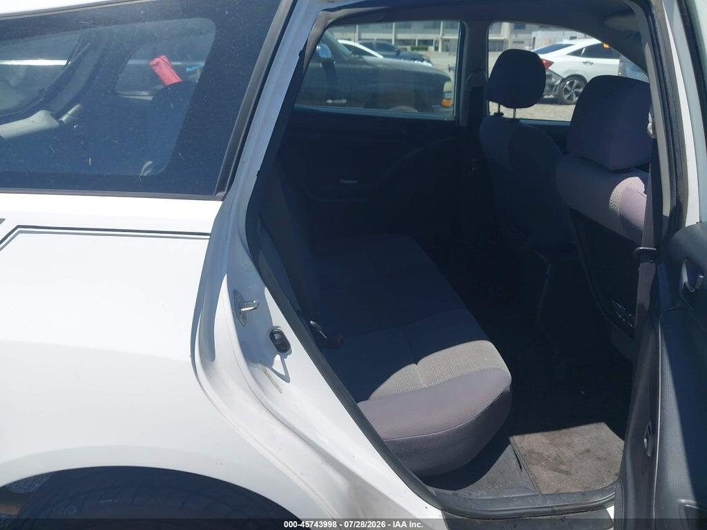 2T1KR32EX4C286072 2004 TOYOTA MATRIX photo no. 8