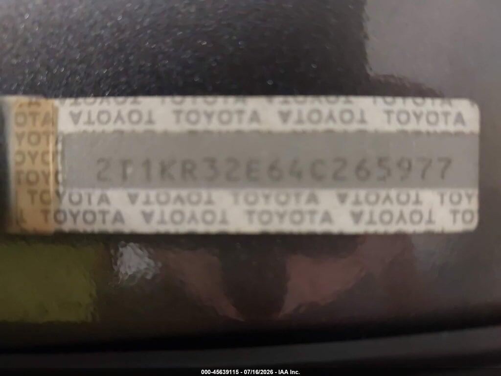 2T1KR32E64C265977 2004 TOYOTA MATRIX photo no. 9