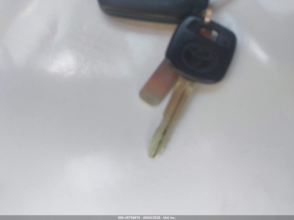 JTEGD20V040021264 2004 TOYOTA RAV4 photo no. 11