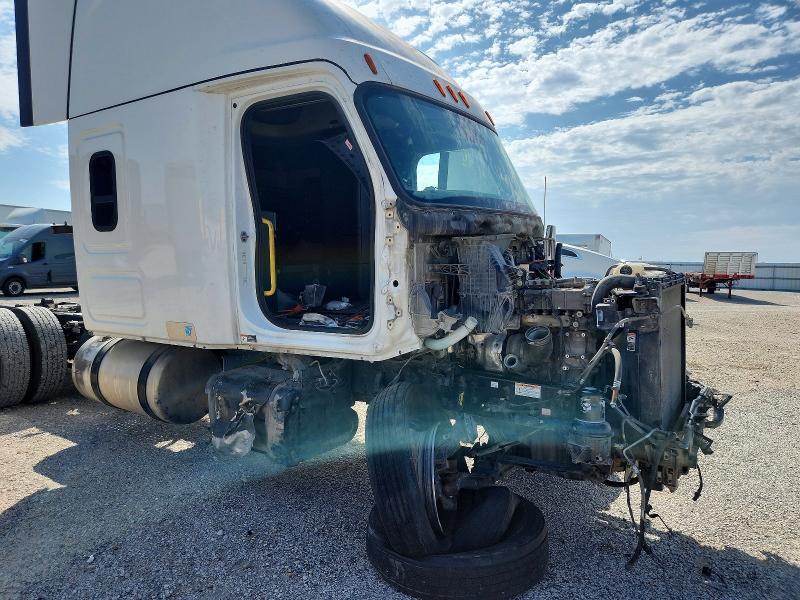 2022 FREIGHTLINER CASCADIA 116 TRUCK CAB AND CHASSIS — Фото 14 из 14