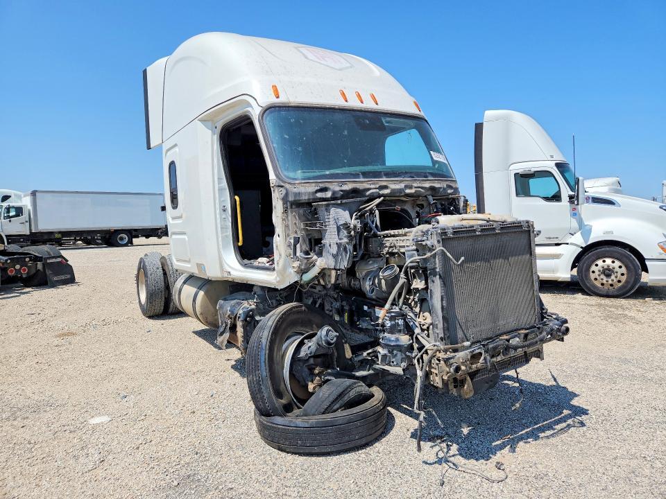 2022 FREIGHTLINER CASCADIA 116 TRUCK CAB AND CHASSIS — Фото 4 из 14