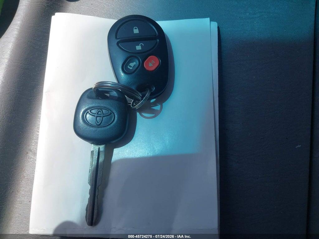 5TDZA23C24S213959 2004 TOYOTA SIENNA photo no. 11
