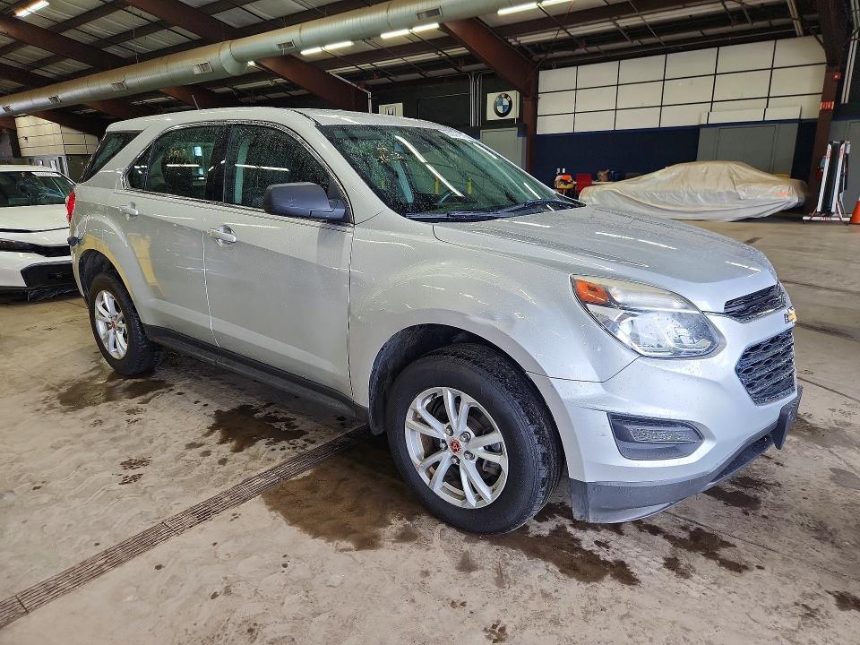 2017 CHEVROLET EQUINOX LS — Фото 4 из 13