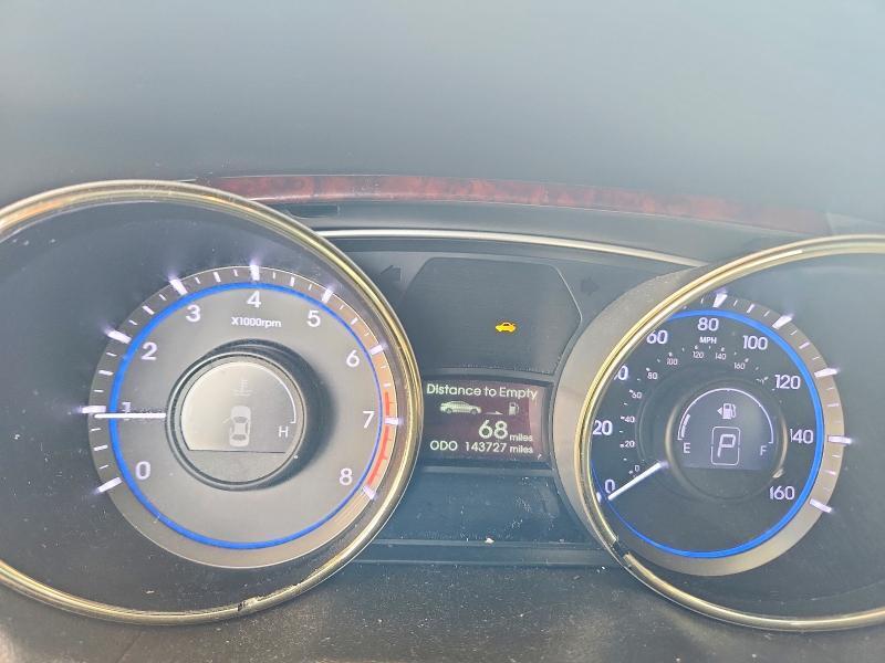 5NPEC4AC6DH643071 2013 HYUNDAI SONATA photo no. 9