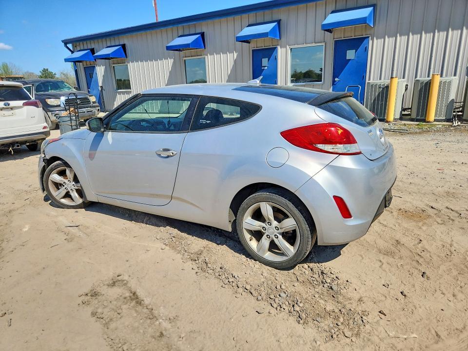 KMHTC6AD4DU167934 2013 HYUNDAI VELOSTER photo no. 2