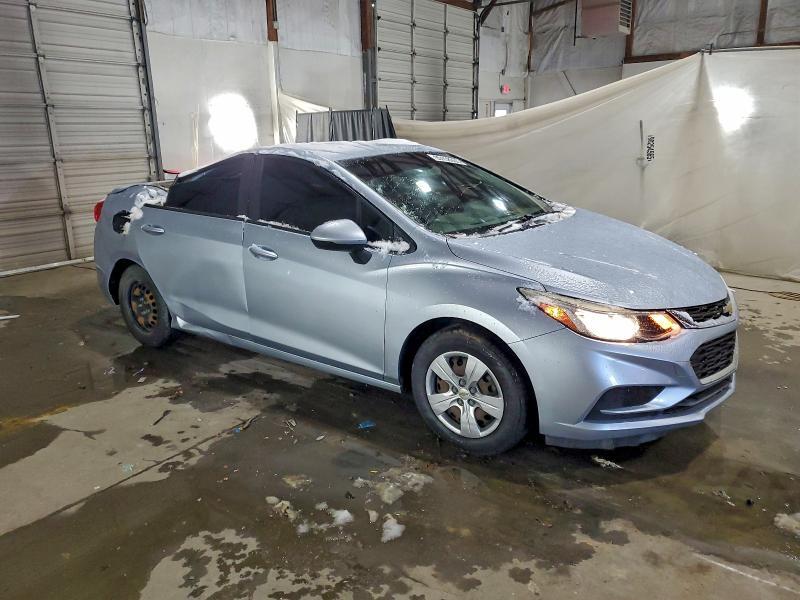 2017 CHEVROLET CRUZE LS — Фото 4 из 12