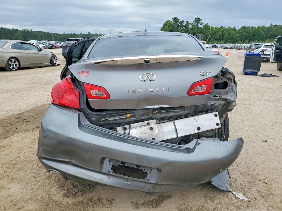 2013 INFINITI G37 SEDAN JOURNEY — Фото 6 из 13